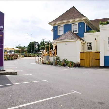 Premier Inn Dunstable / Luton Экстерьер фото