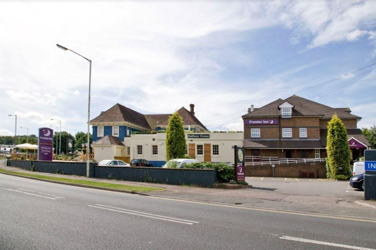 Premier Inn Dunstable / Luton Экстерьер фото